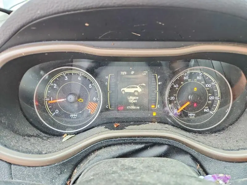 2015 JEEP CHEROKEE SPORT  