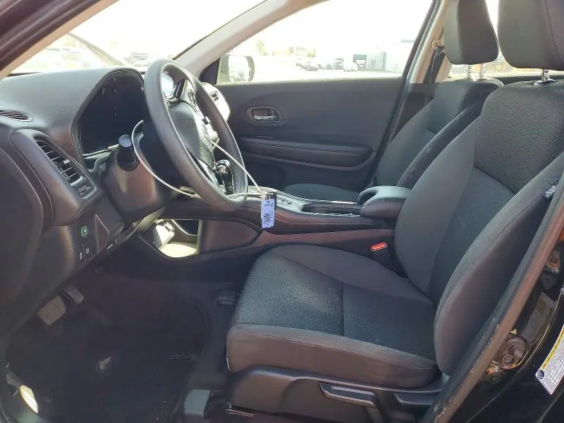 2022 HONDA HR-V LX  