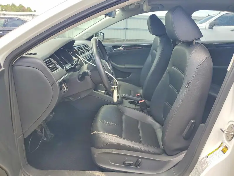 2017 VOLKSWAGEN JETTA SEL  