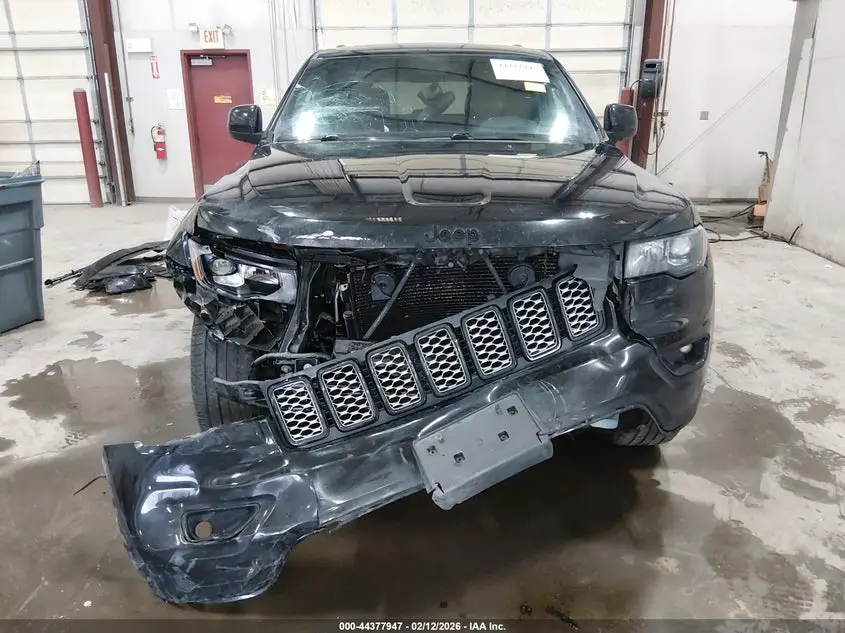 2020 JEEP GRAND CHEROKEE ALTITUDE 4X2