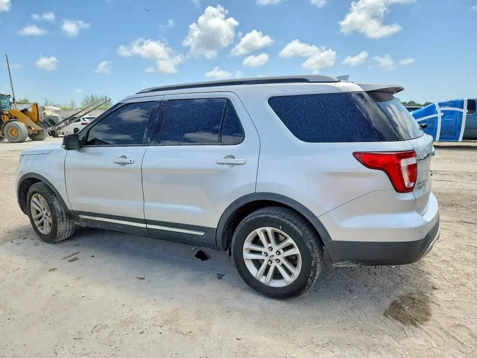 2016 FORD EXPLORER XLT  