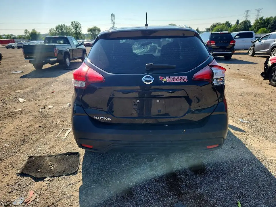 2019 NISSAN KICKS S  