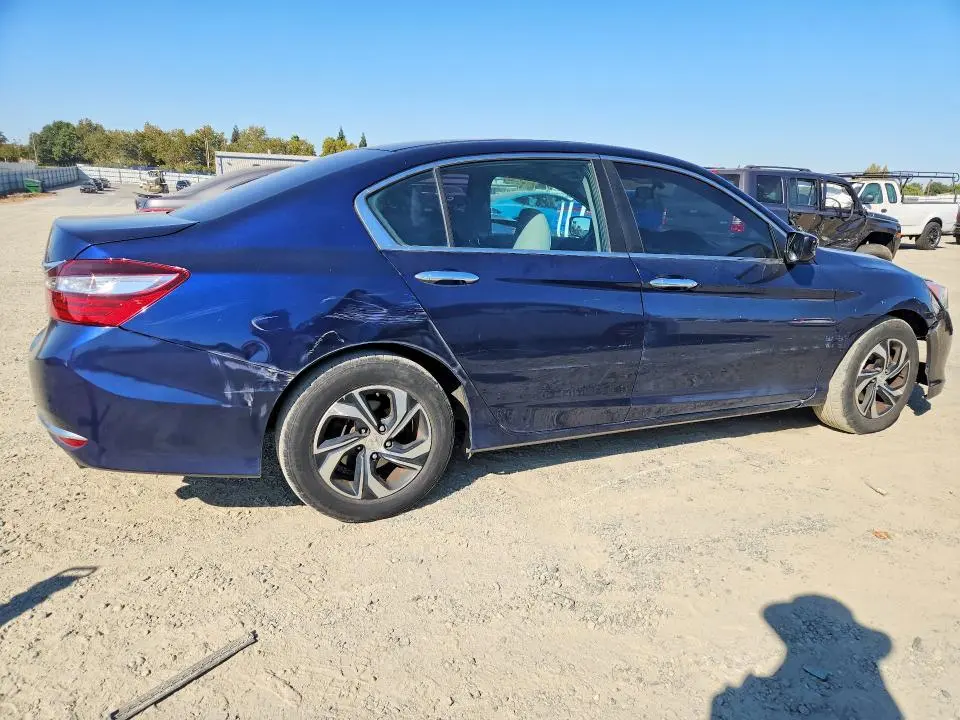 2017 HONDA ACCORD LX  