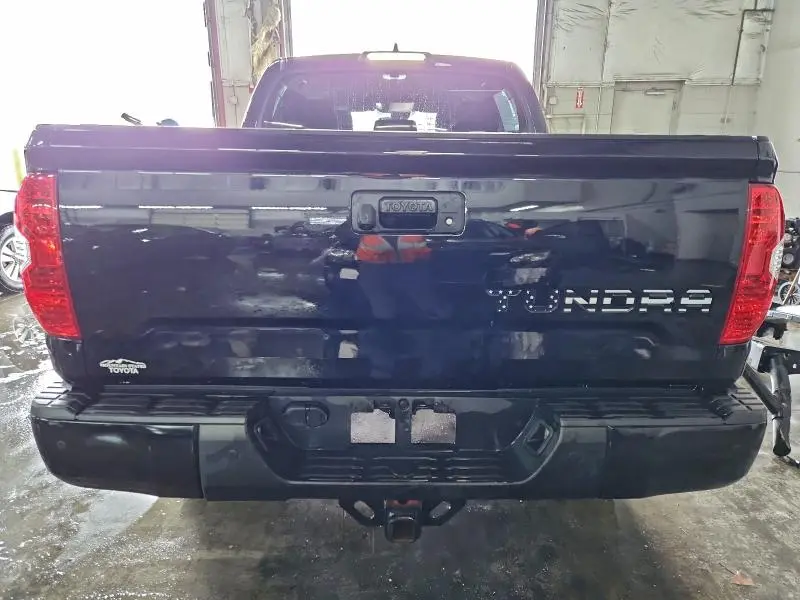 2021 TOYOTA TUNDRA CREWMAX SR5  