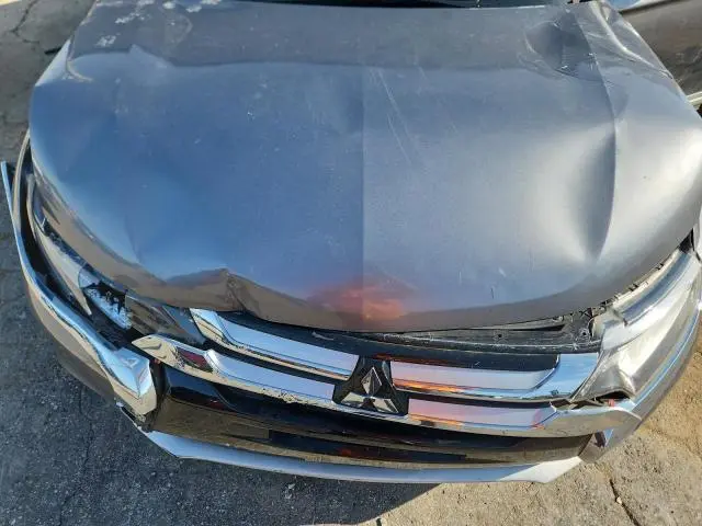 2018 MITSUBISHI OUTLANDER SE  