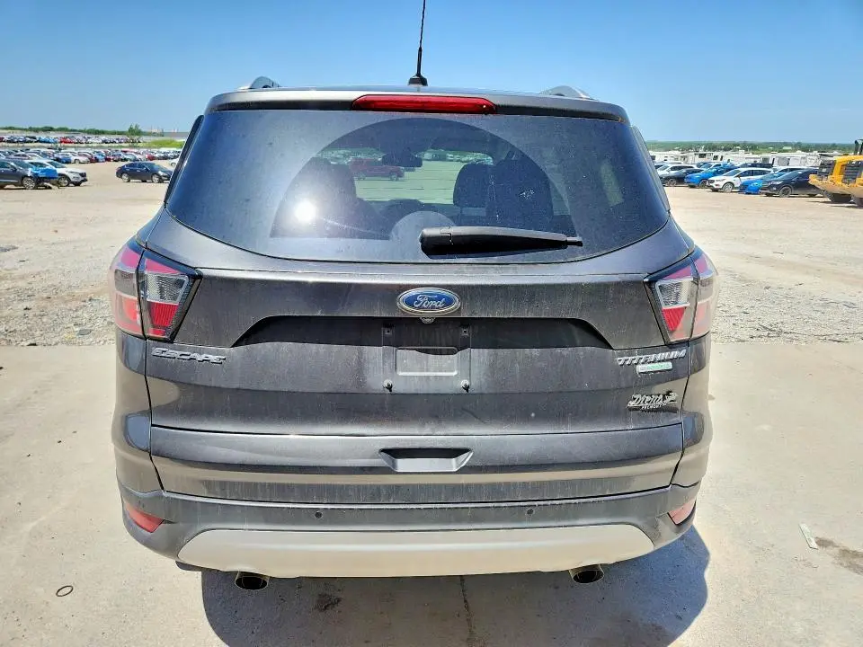 2017 FORD ESCAPE TITANIUM  