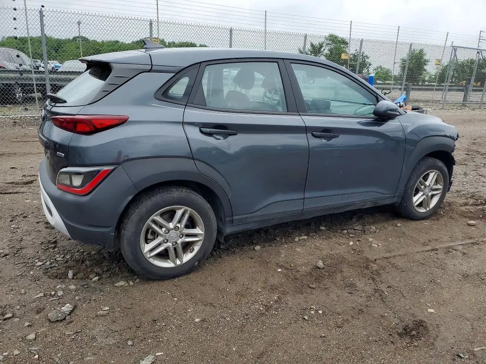 2022 HYUNDAI KONA SE  