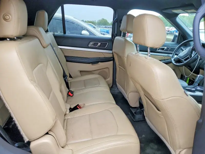 2017 FORD EXPLORER XLT  