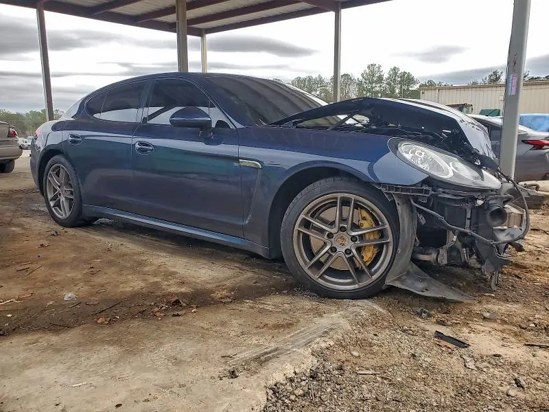 2014 PORSCHE PANAMERA 2  