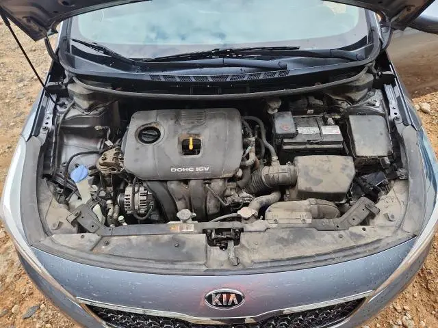 2017 KIA FORTE LX  