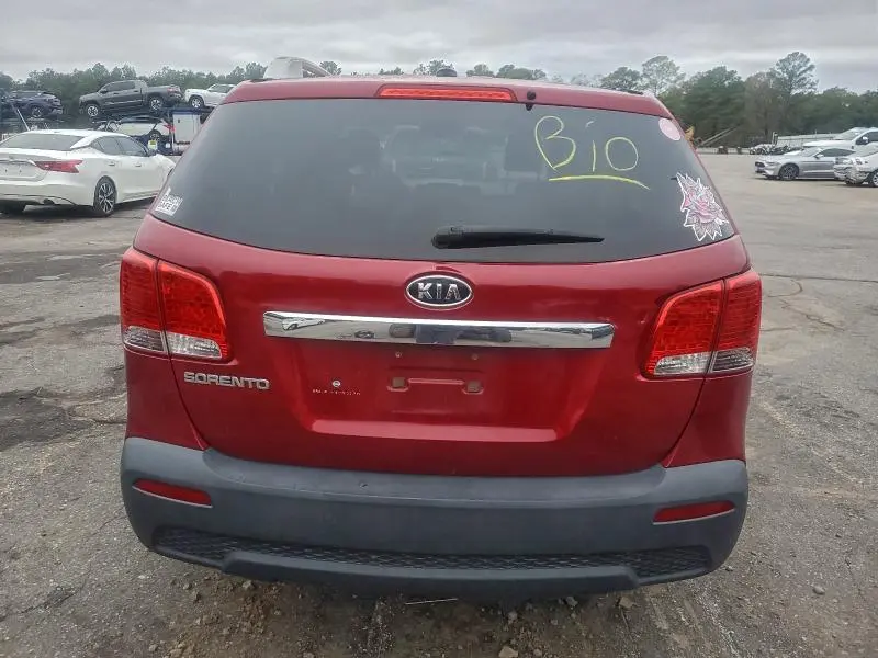 2011 KIA SORENTO BASE  
