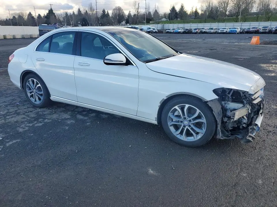 2017 MERCEDES-BENZ C 300  