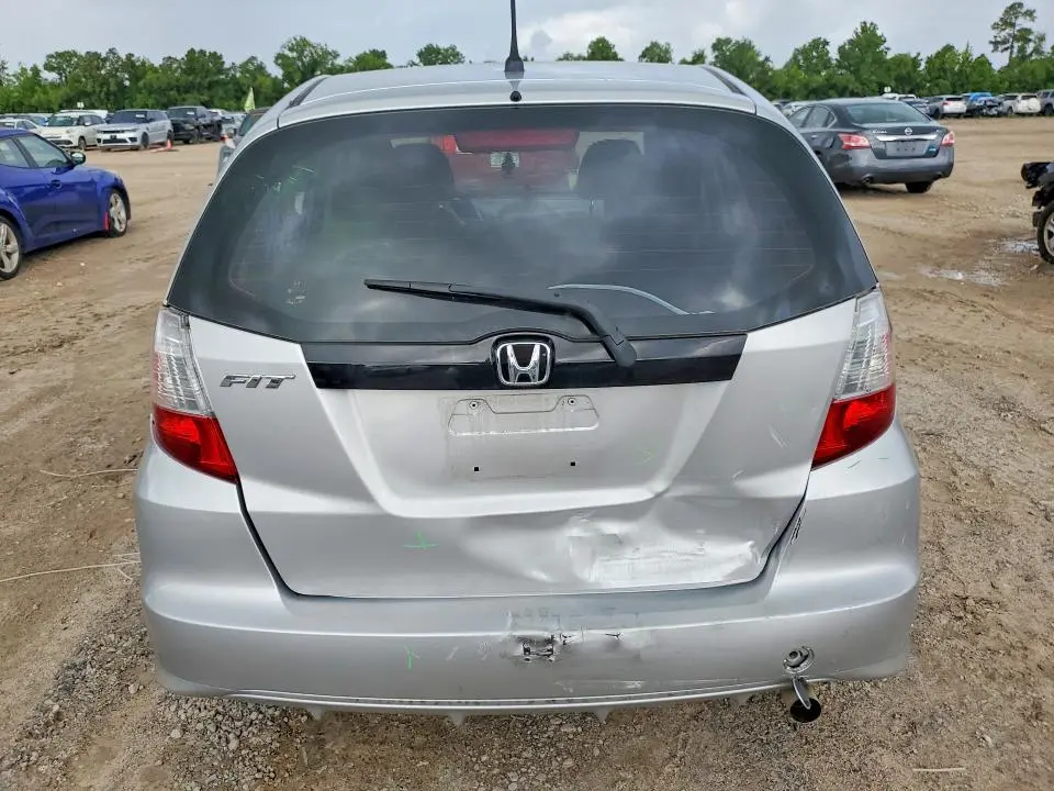 2013 HONDA FIT   