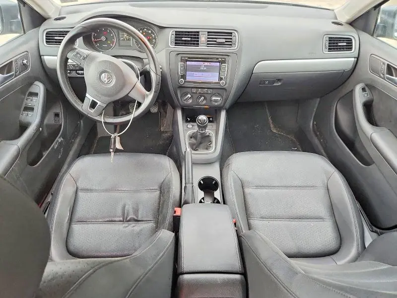 2014 VOLKSWAGEN JETTA SE  