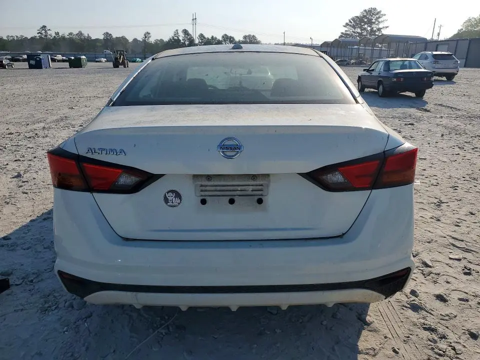 2019 NISSAN ALTIMA S  