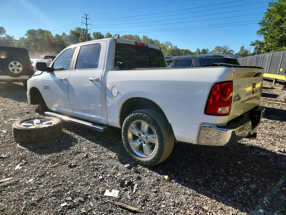 2017 RAM 1500 SLT  