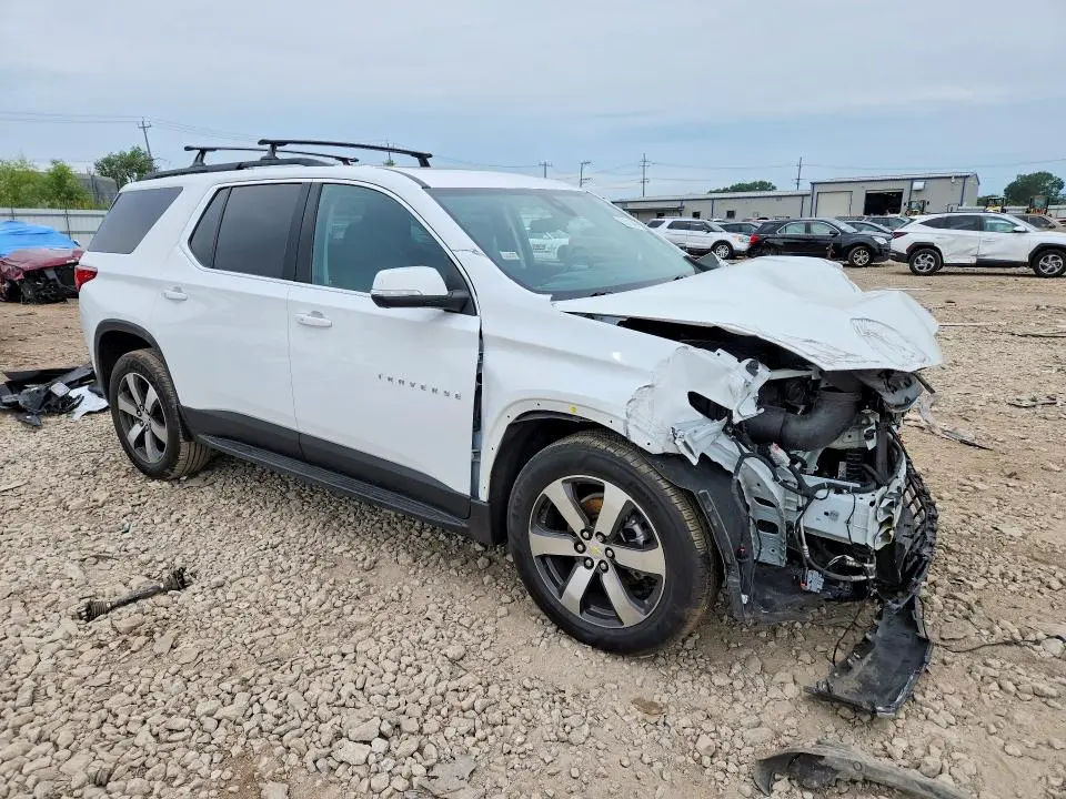 2021 CHEVROLET TRAVERSE LT  