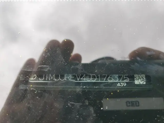 2018 TOYOTA RAV4 HV SE  