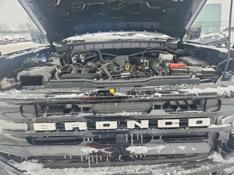 2023 FORD BRONCO BASE  