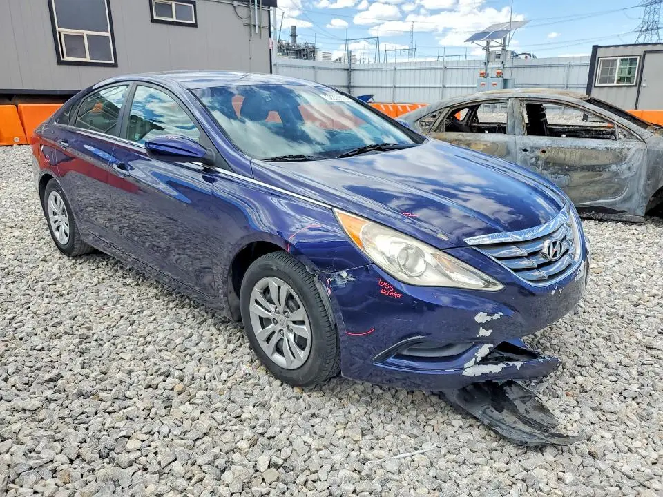 2012 HYUNDAI SONATA GLS  