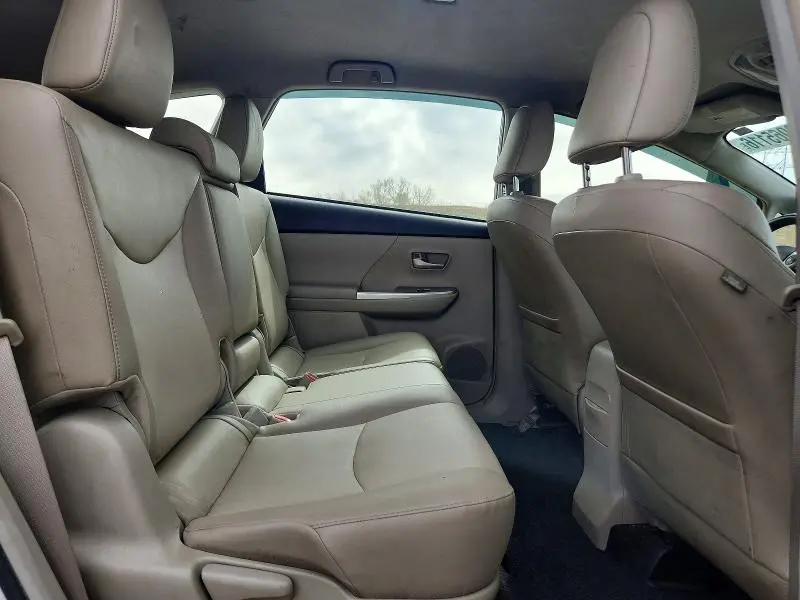2012 TOYOTA PRIUS V FIVE  