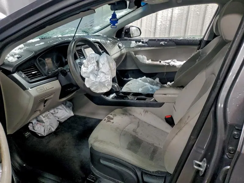 2018 HYUNDAI SONATA SE  