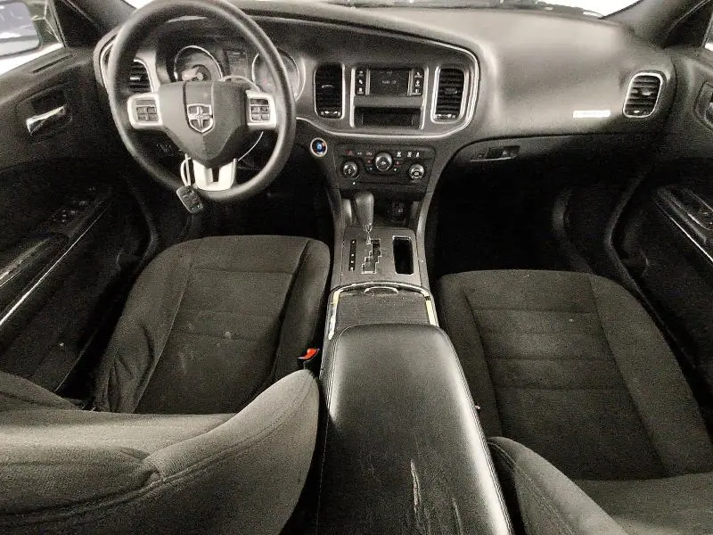 2013 DODGE CHARGER SE  