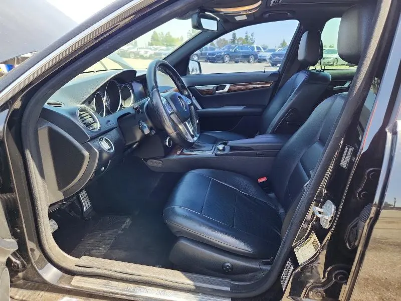 2012 MERCEDES-BENZ C 250  