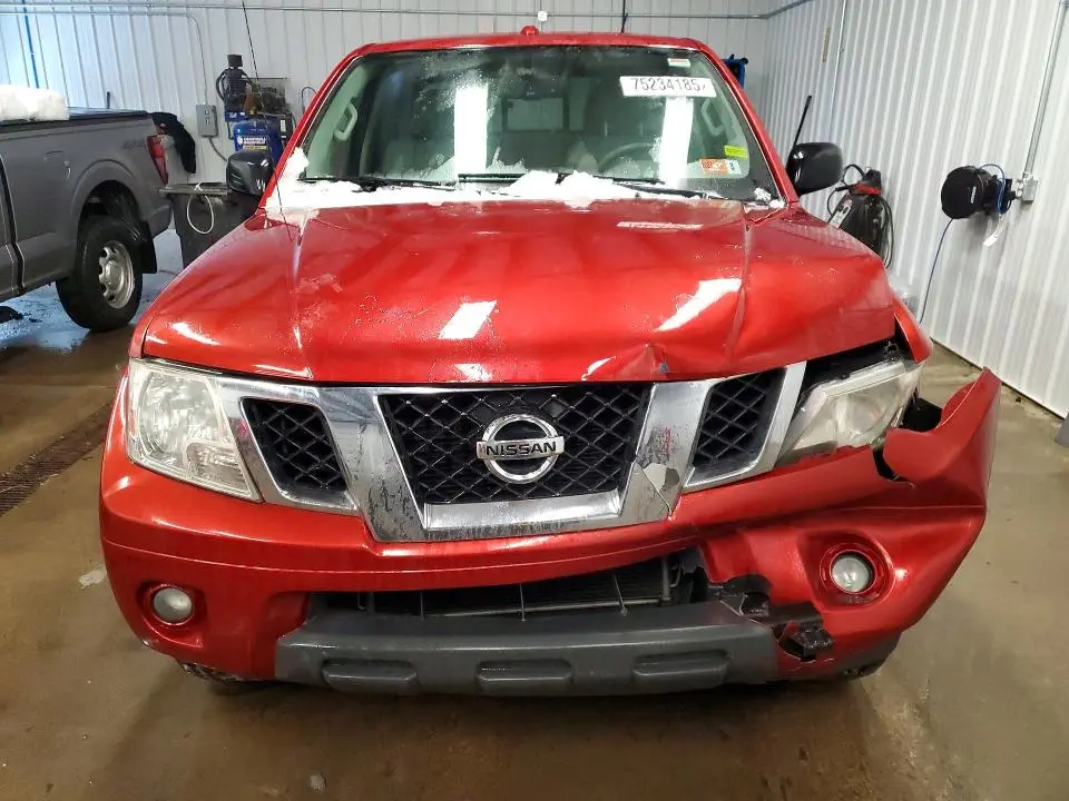 2014 NISSAN FRONTIER S  