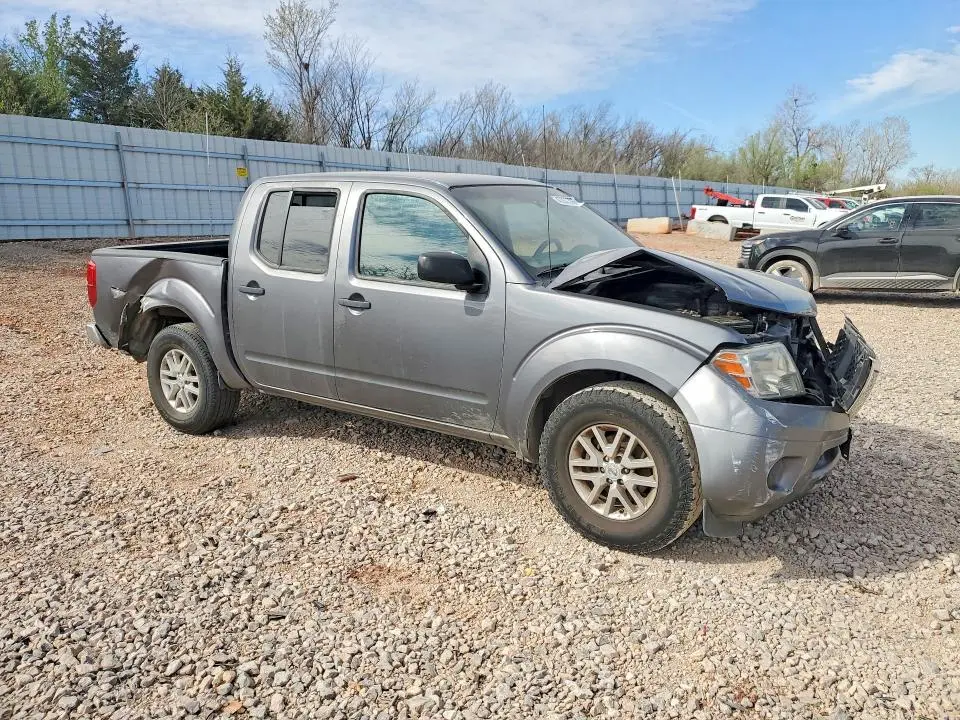 2019 NISSAN FRONTIER SV  