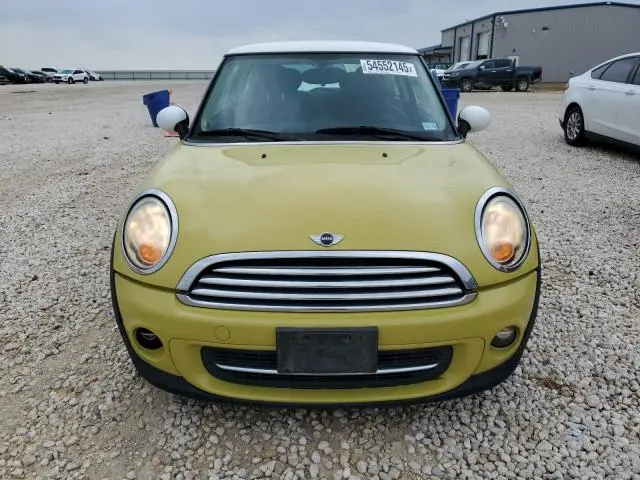 2011 MINI COOPER 