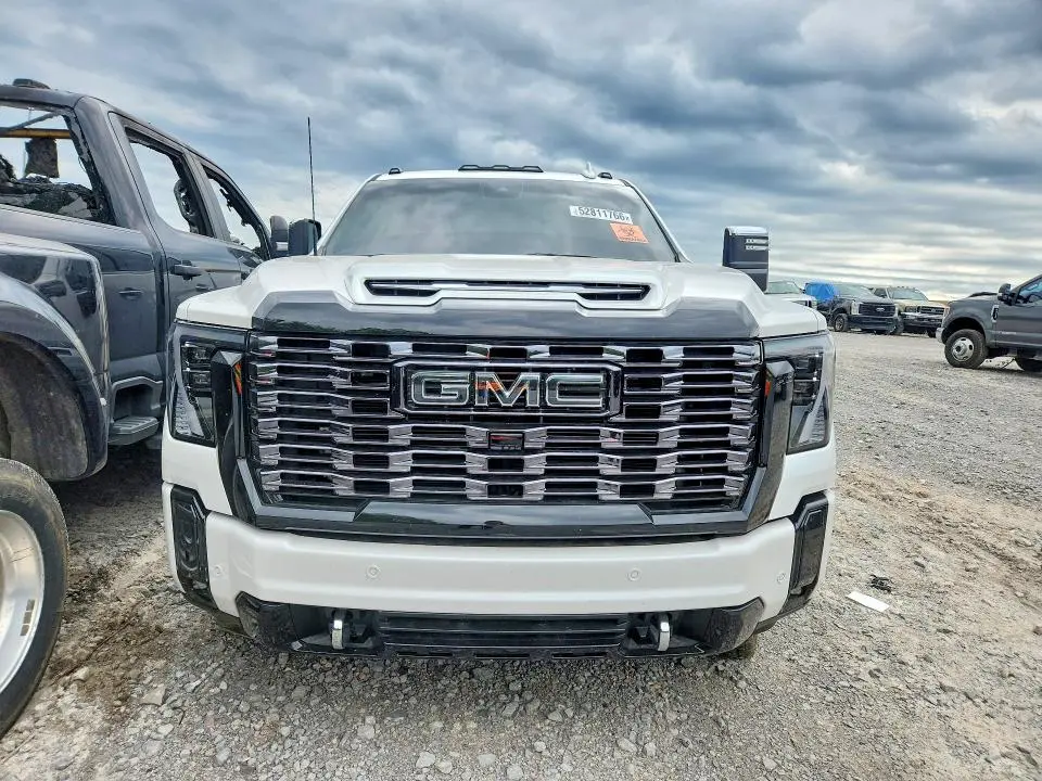 2025 GMC SIERRA K2500 DENALI ULTIMATE  