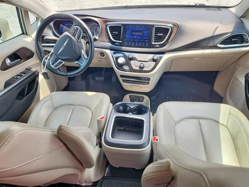 2017 CHRYSLER PACIFICA TOURING L PLUS  