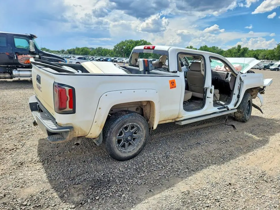 2018 GMC SIERRA K1500 SLT  