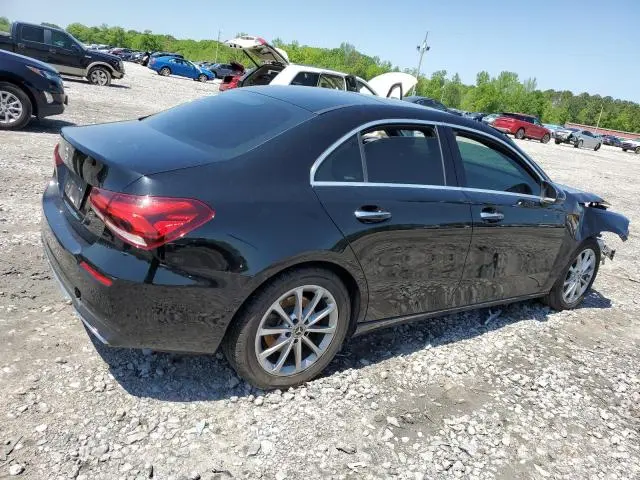 2019 MERCEDES-BENZ A 220  