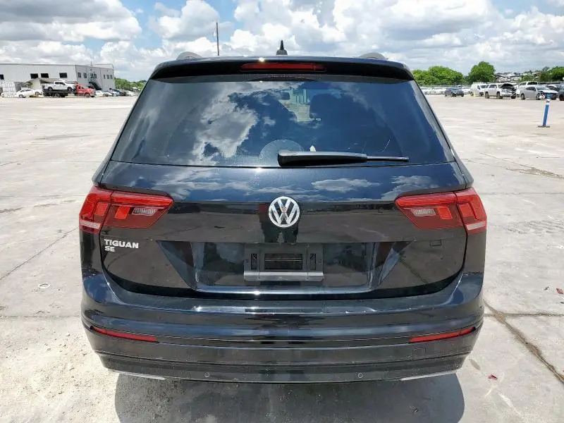 2020 VOLKSWAGEN TIGUAN SE  