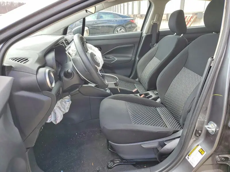 2023 NISSAN VERSA S  