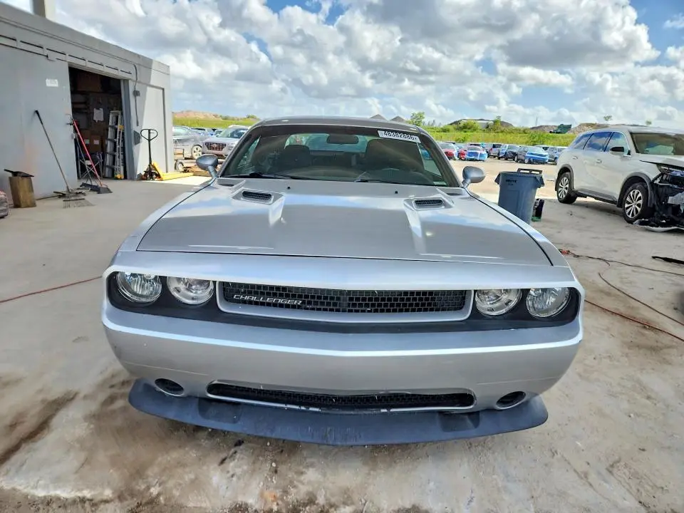 2012 DODGE CHALLENGER SXT  
