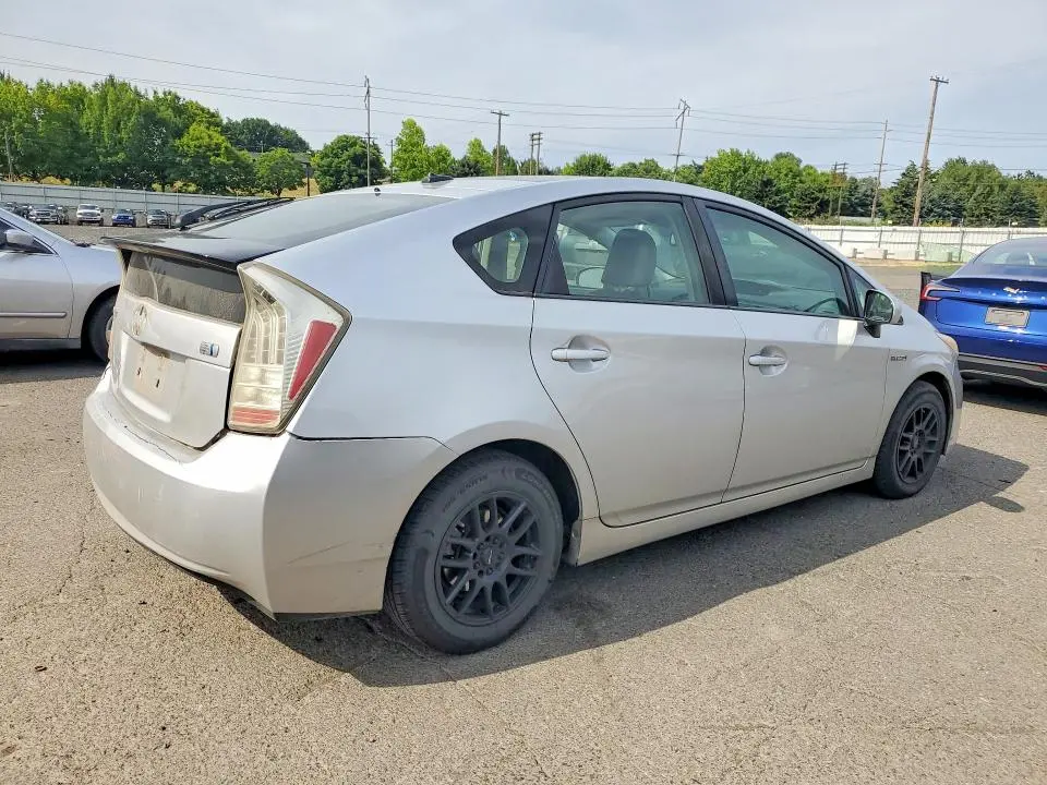 2011 TOYOTA PRIUS FOUR  