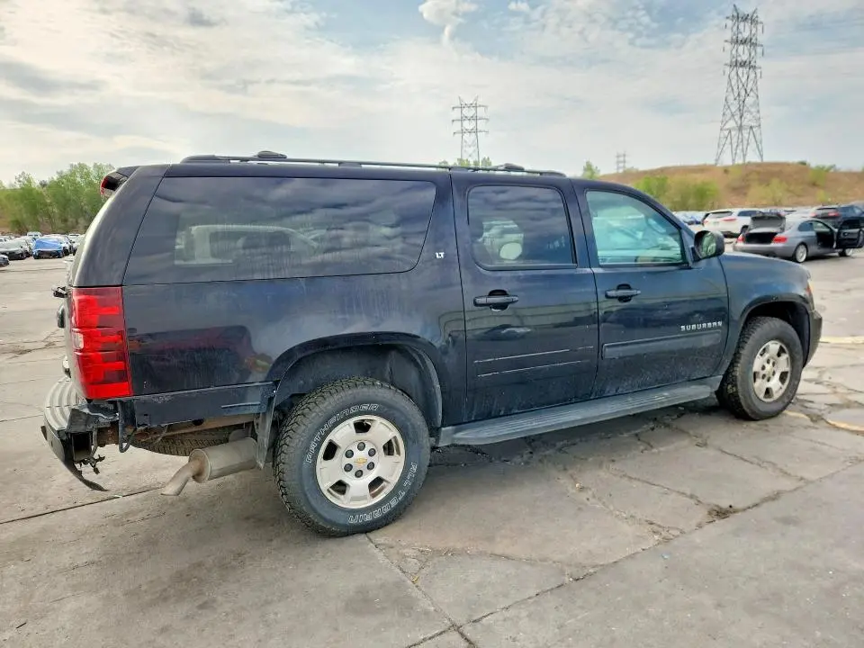 2014 CHEVROLET SUBURBAN K1500 LT  
