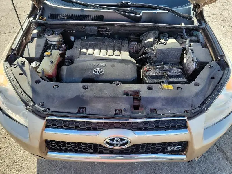 2011 TOYOTA RAV4 LIMITED  