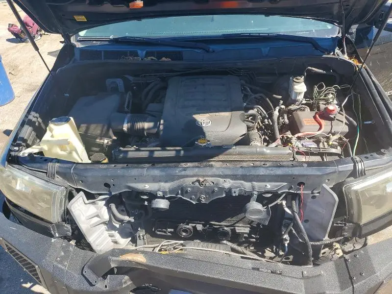 2013 TOYOTA TUNDRA CREWMAX SR5  