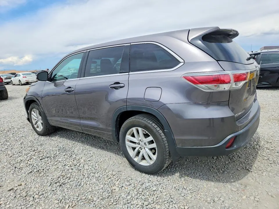 2015 TOYOTA HIGHLANDER LE  