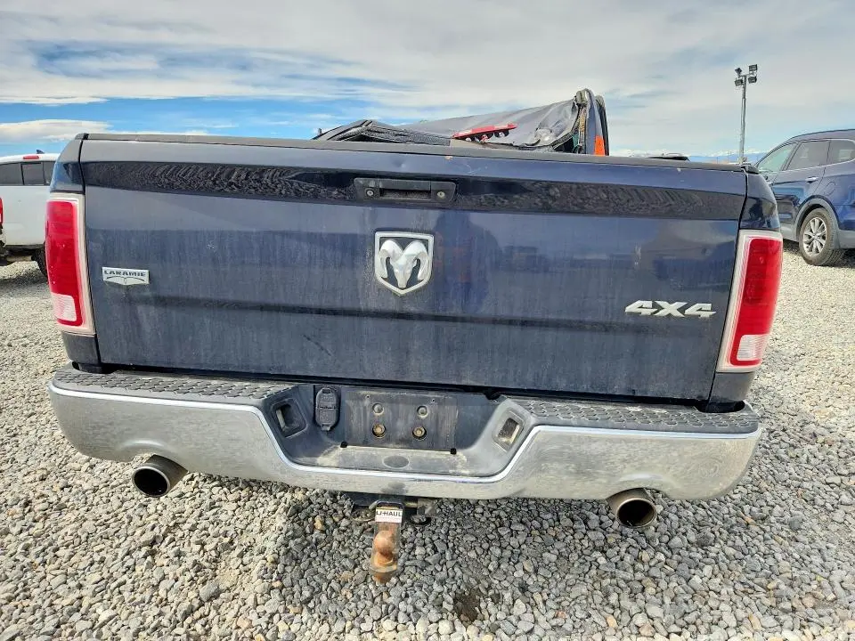 2015 RAM 1500 LARAMIE  
