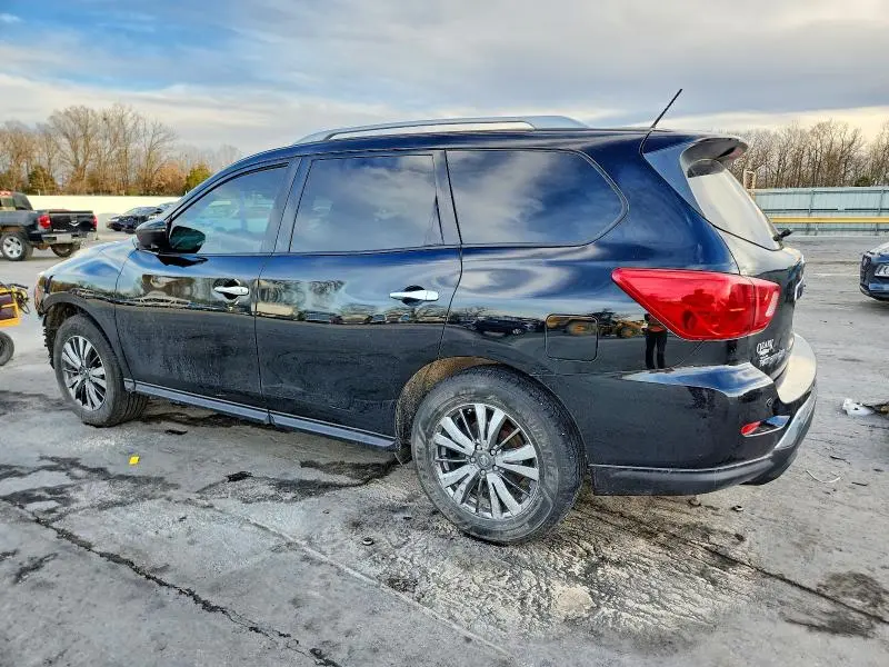 2018 NISSAN PATHFINDER SL  