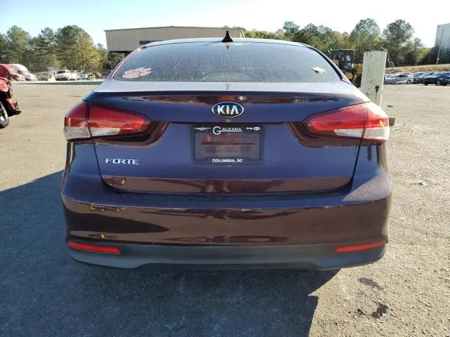 2017 KIA FORTE LX  