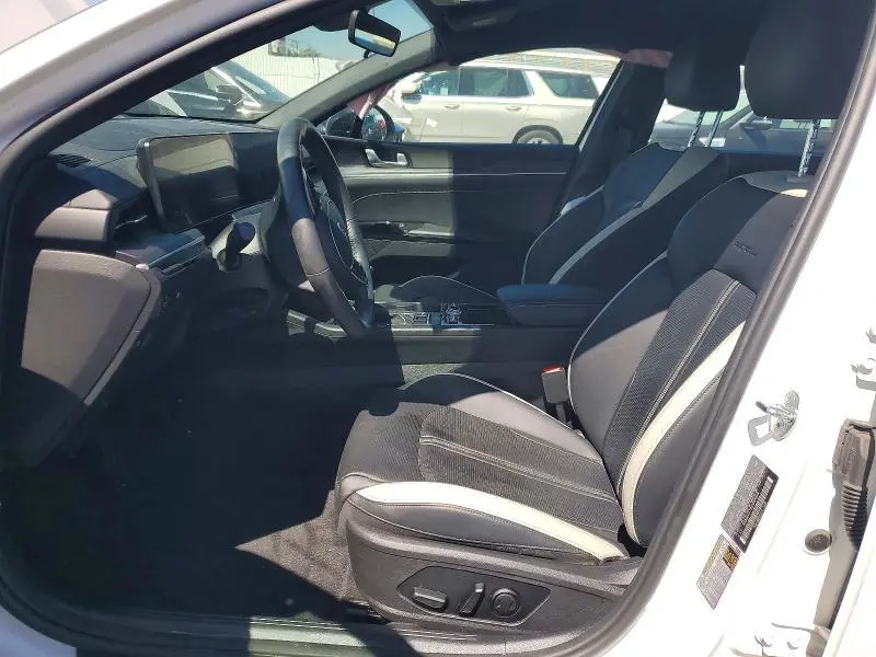 2025 KIA K5   