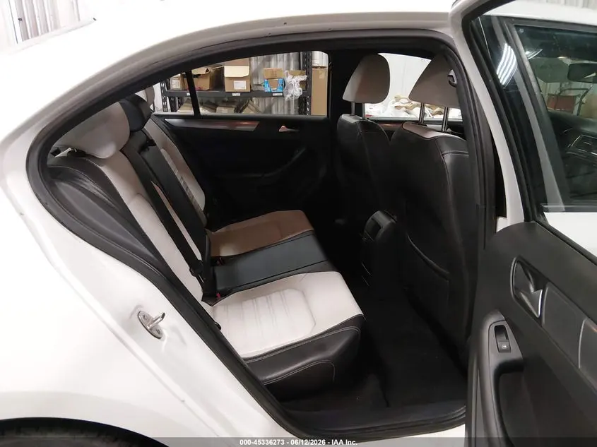 2016 VOLKSWAGEN JETTA 1.8T SPORT