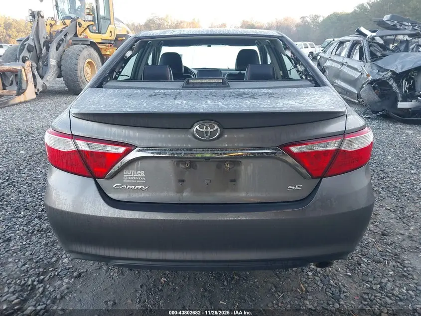 2017 TOYOTA CAMRY SE