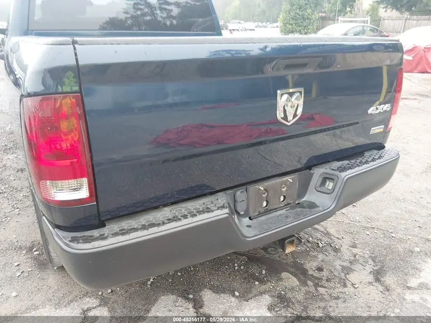 2019 RAM 1500 CLASSIC TRADESMAN  4X4 5'7 BOX